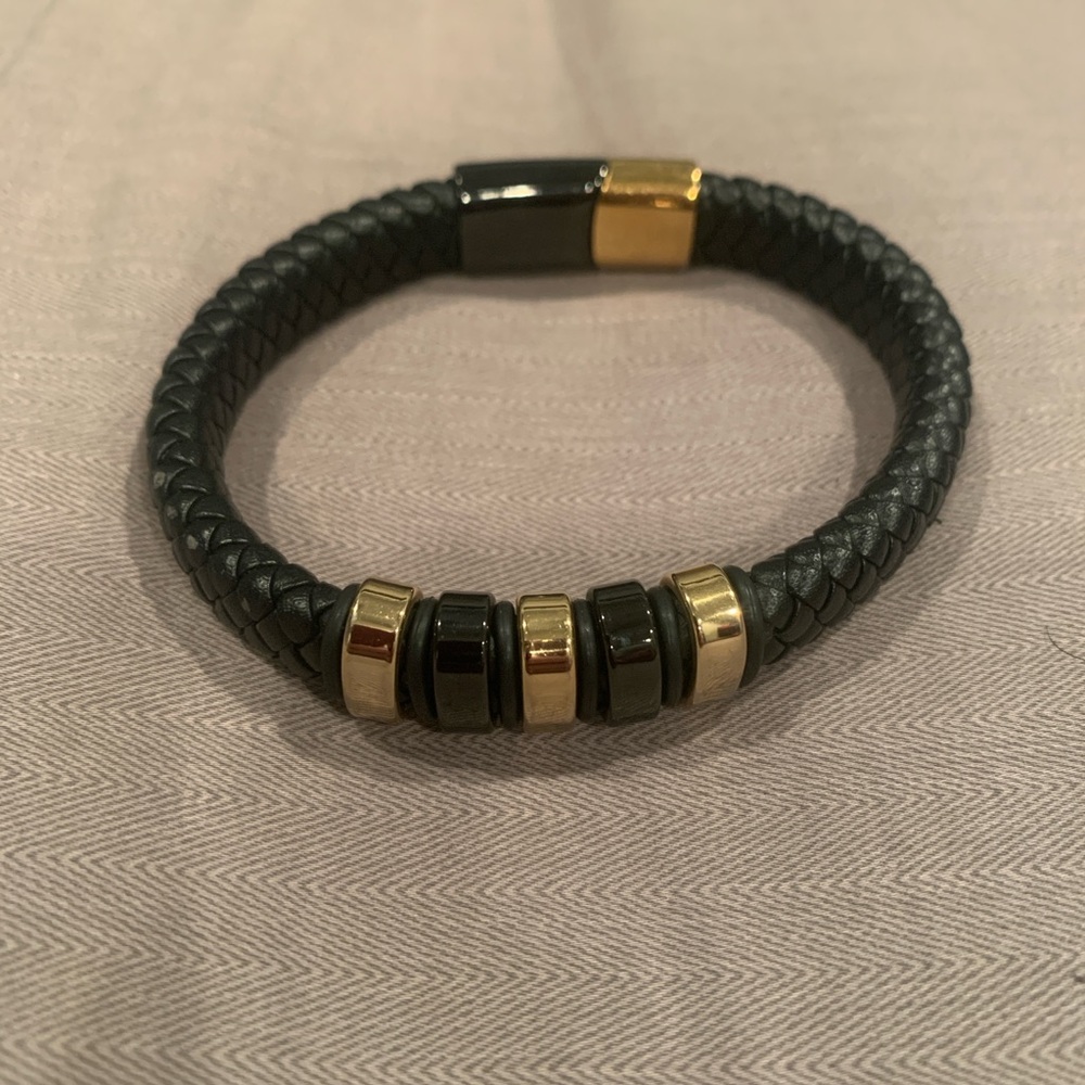 Braided gold and black bracelet